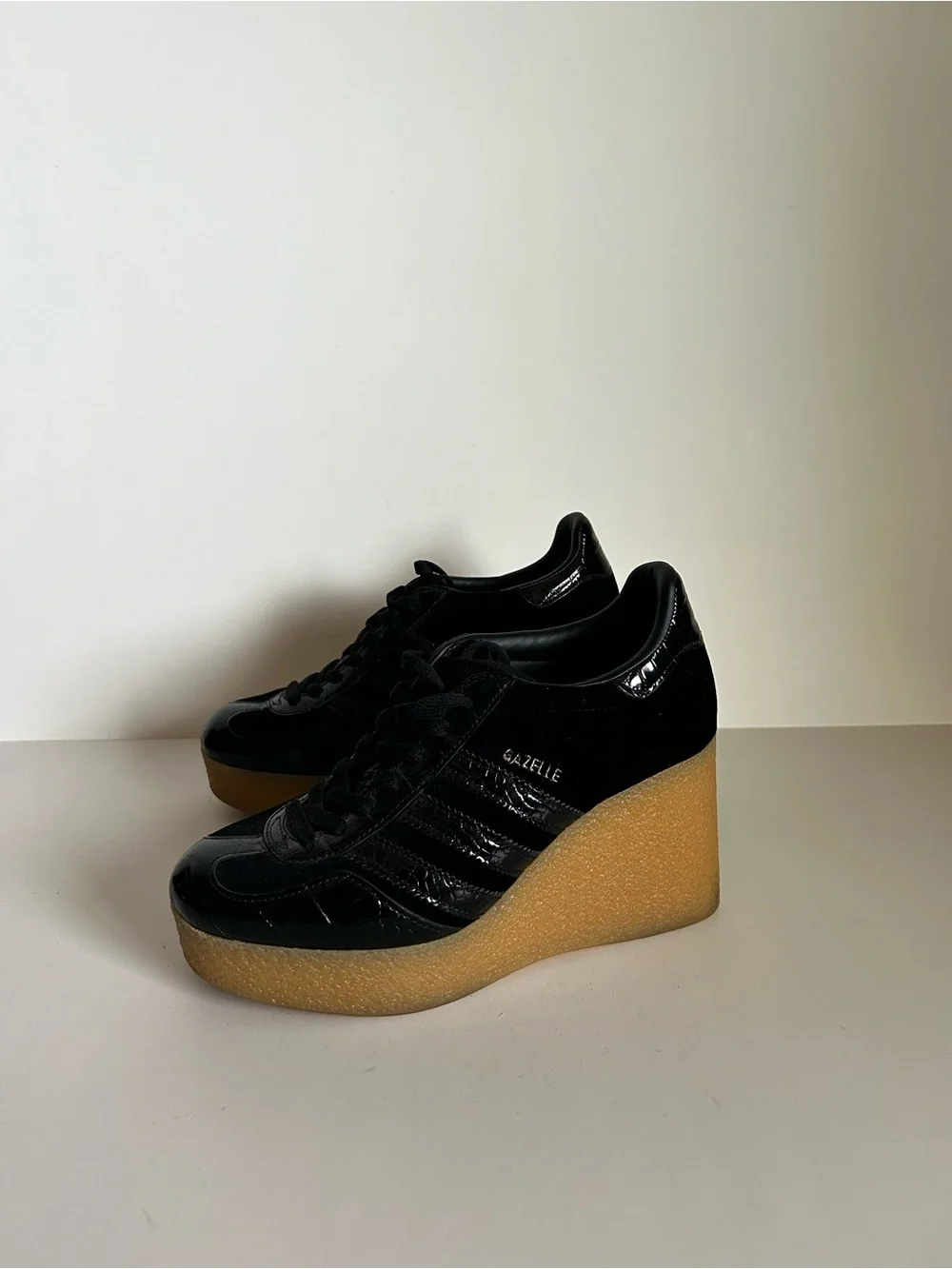 Gucci shiny black